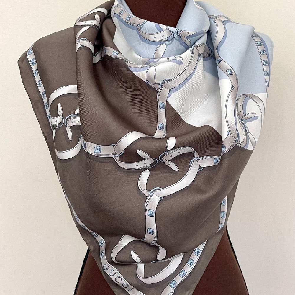 New Gucci Scarf Gg Logo Chains Color-Block Silk Wrap With Gucci Gift Box View 2